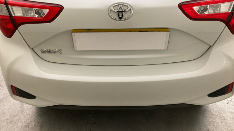 Toyota Yaris 1.5 VVT-i Icon Tech 5dr Petrol Hatchback